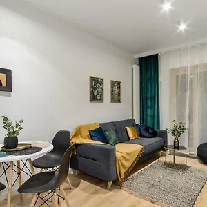 Mennica Chic Warszawa